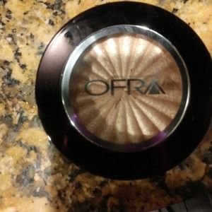 Ofra & Nikkie tutorials GLOW GOALS highlighter